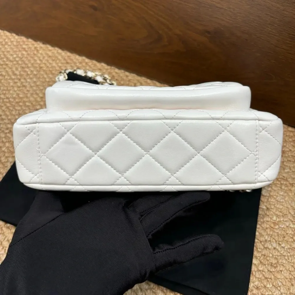 CHANEL White Quilted Crossbody Bag - Picture 7 of 15